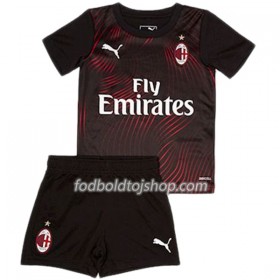 AC Milan Børn 3. Fodboldsæt 2019-20 S/S (+ Korte bukser)